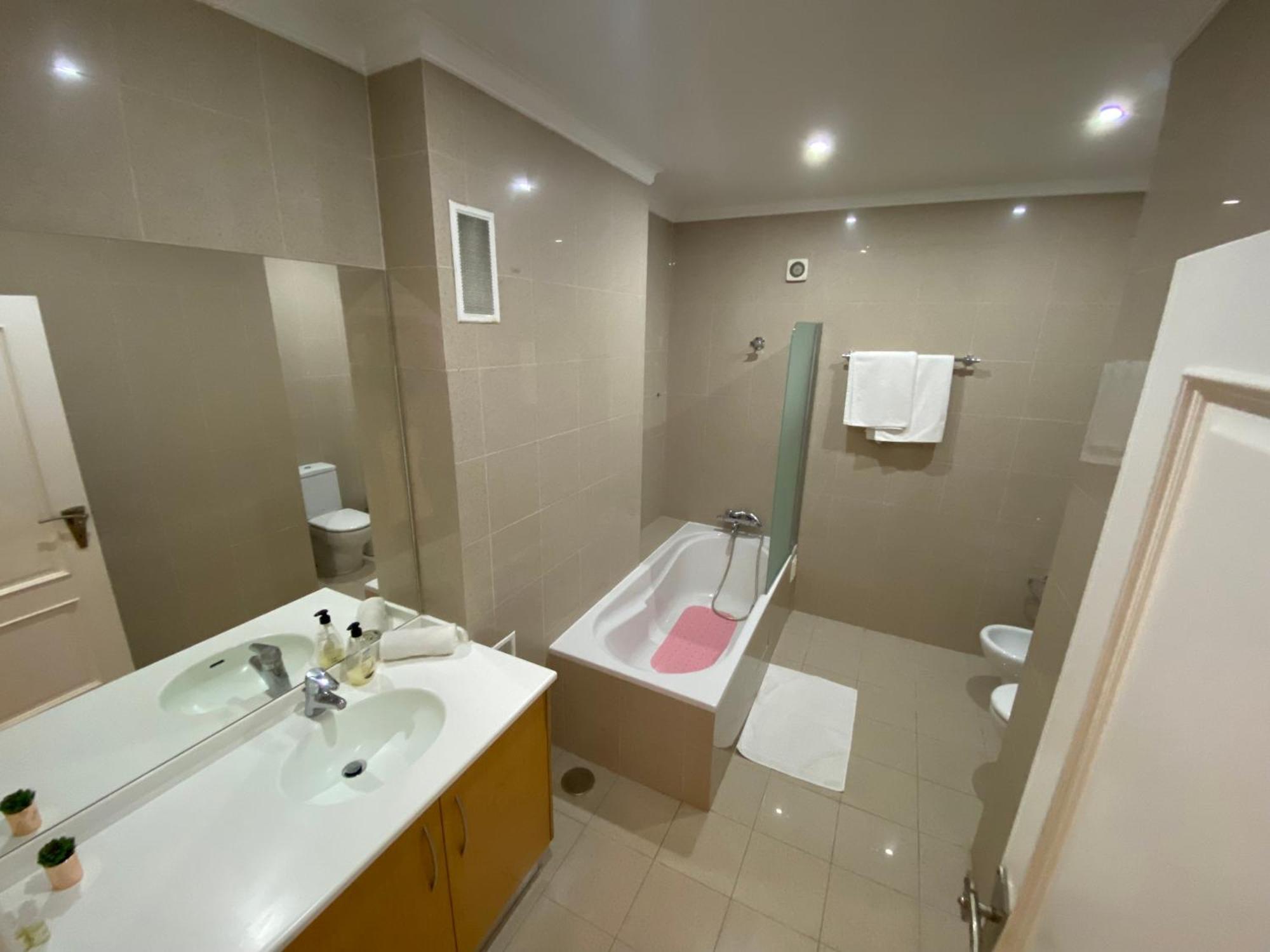 B&B With Heated Pool São Martinho do Porto Esterno foto