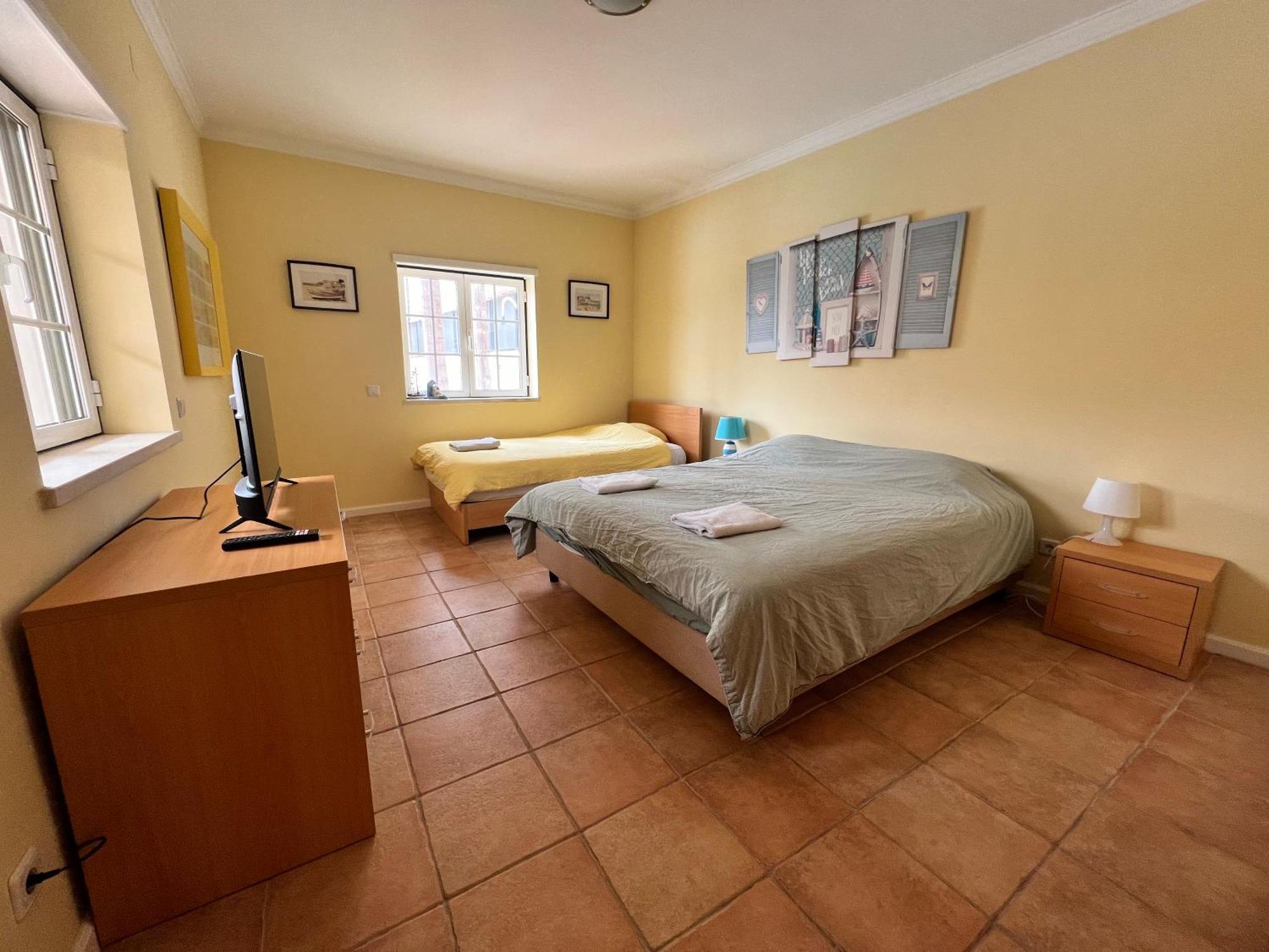 B&B With Heated Pool São Martinho do Porto Esterno foto